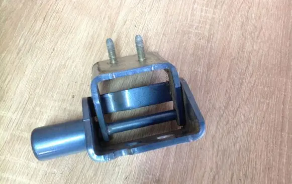 Renault Grand Modus Rear door lower hinge 864601