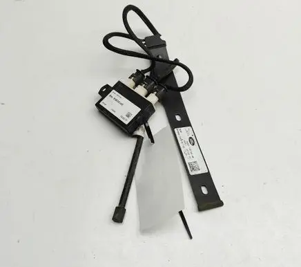 Land Rover Discovery 5 Tailgate/trunk control unit/module GK6214E108AB