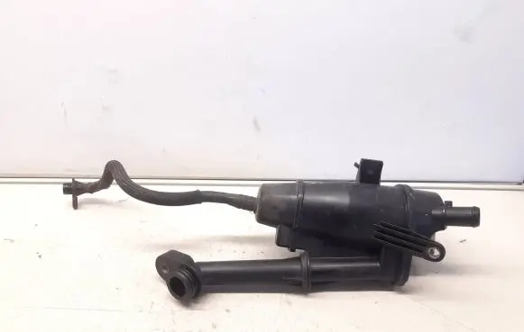 Opel Zafira C Breather/breather pipe/hose 55575980 565581915 70367396