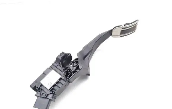 Peugeot 2008 II Accelerator throttle pedal 9827705480 6PV013524 6PV013524-03