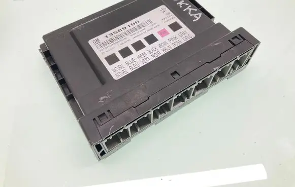 Opel Mokka X Air conditioning/heating control unit 13589196