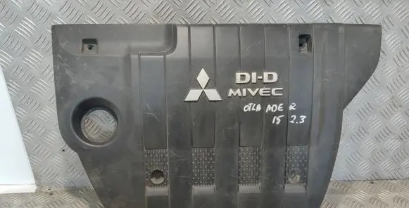 Mitsubishi Outlander Engine cover (trim)