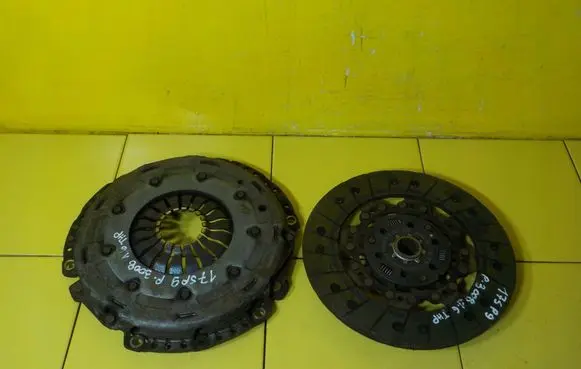 Peugeot 3008 I Clutch set kit 9685772180 SPRZEGLO