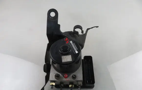 Ford Fiesta ABS Pump 10020600934 10096001063 2S612M110CE