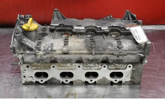Renault Megane II Engine head FDP1640
