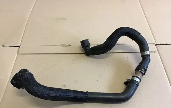 Jeep Cherokee Engine coolant pipe/hose