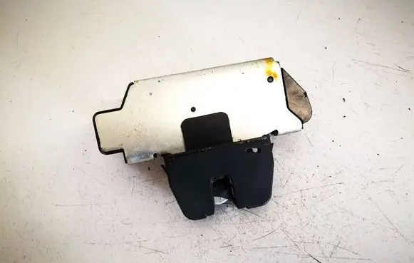 Citroen C3 Tailgate/trunk/boot lock/catch/latch 9151487499