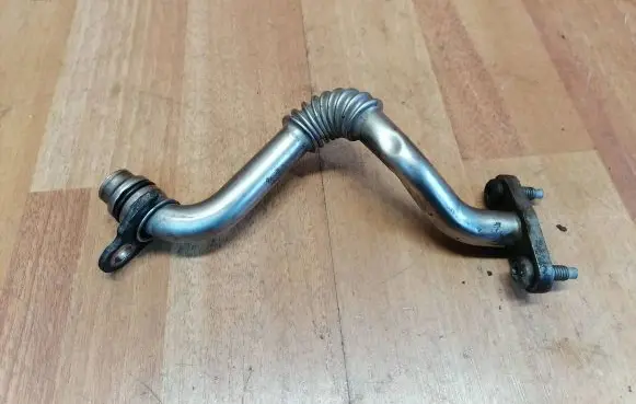 Jaguar XF X250 Turbo turbocharger oiling pipe/hose 9X2Q6K673GA 9X2Q6K673GE C2Z9795