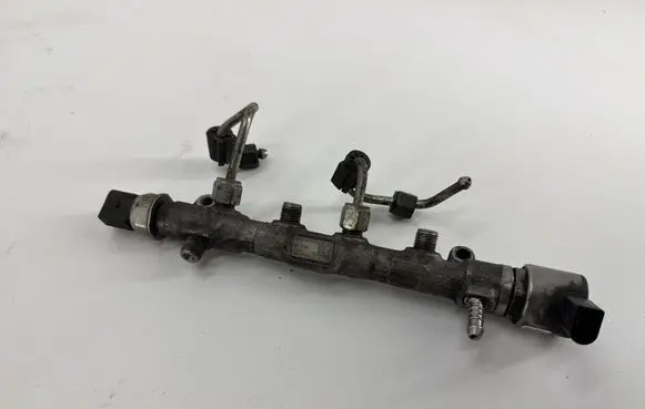 Man TGE 1gen Fuel injector supply line/pipe 04L130093