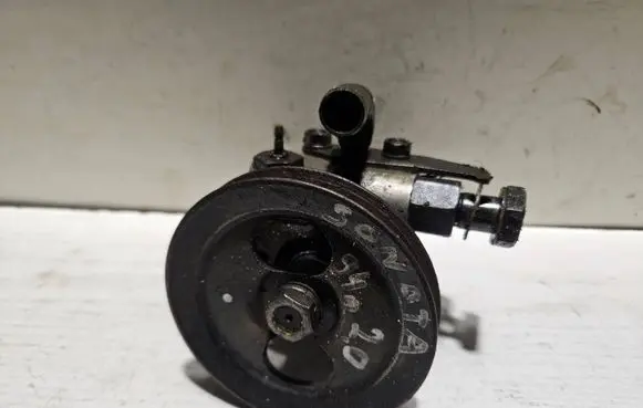 Hyundai Sonata Power steering pump 5710034000