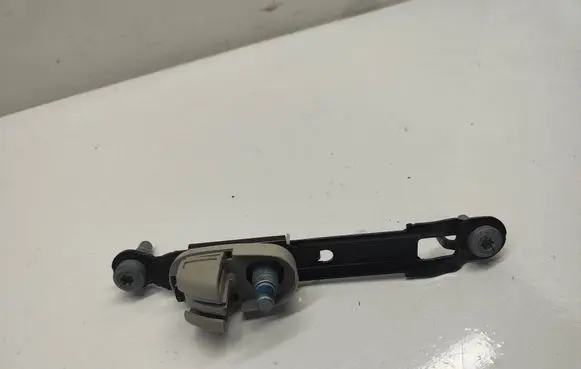 Chrysler Pacifica Seat belt adjustment rail 5LA64PD2AB 34199229BALY 135212R