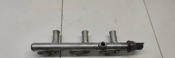 Peugeot 308 Fuel main line pipe 9802438180 127160118 27139Y01