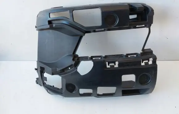 BMW 5 G30 G31 Front bumper mounting bracket 9498601