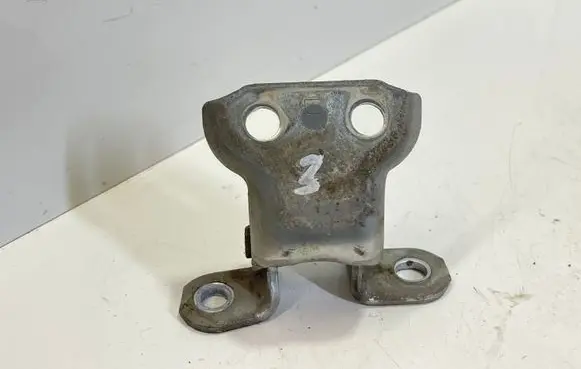 Toyota Prius (XW20) Front door upper hinge A046694