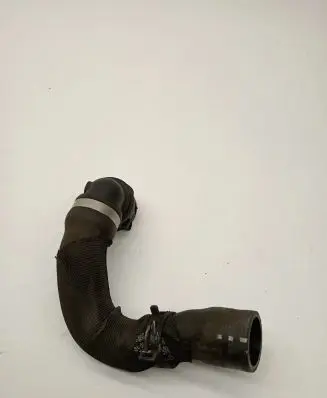 BMW 2 F46 Engine coolant pipe/hose 8594594