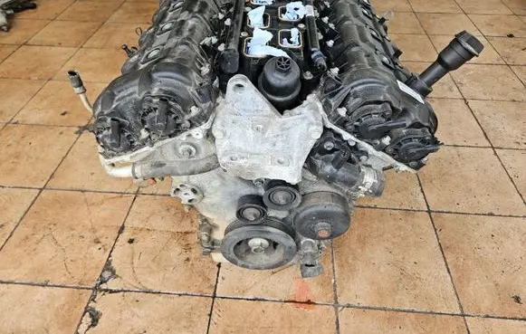 Jeep Cherokee Engine P68229651AB