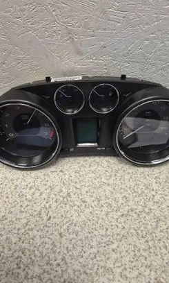 Peugeot RCZ Speedometer (instrument cluster) 9666661380 3AEZ5611 503001557305