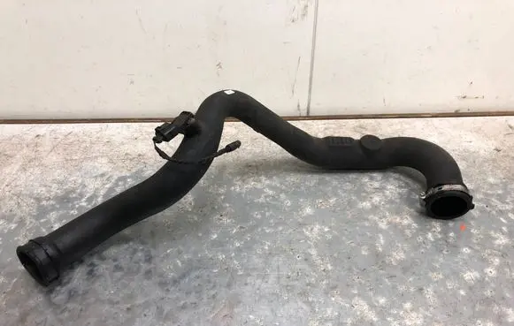 Intercooler hose/pipe