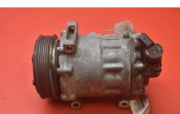 Peugeot 407 Air conditioning (A/C) compressor (pump) 9656572680