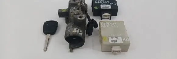 Toyota Avensis T250 Engine ECU kit and lock set 450200504 736670A VALEO