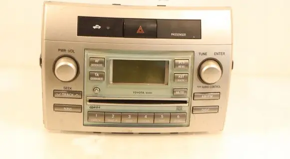 Toyota Corolla Verso E121 Radio/GPS head unit trim 861200F010