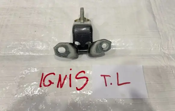 Suzuki Ignis Rear door lower hinge