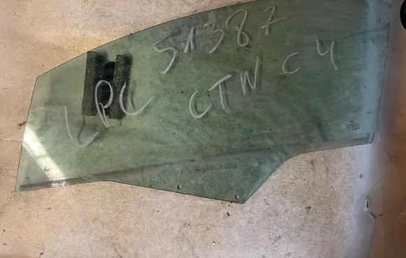 Citroen C4 I Front door window/glass (coupe) 