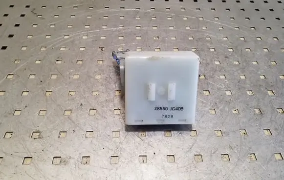 Nissan X-Trail T31 Door central lock control unit/module 28550JG40B