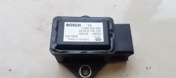 BMW 5 E60 E61 ESP acceleration yaw rate sensor 34526758750 0265005266