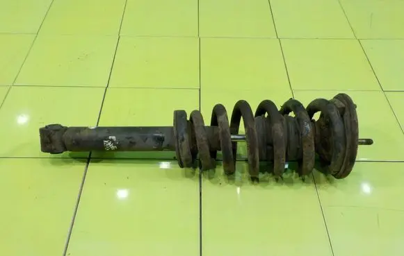 Mitsubishi L200 Front shock absorber/damper PRZOD MCPHERSON