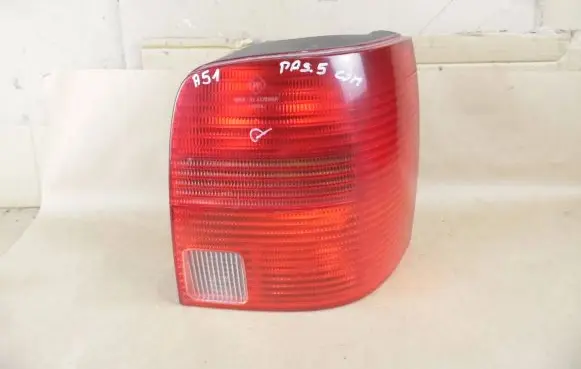Volkswagen PASSAT B5.5 Rear/tail lights