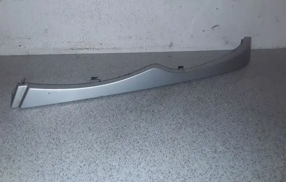 Under headlight/headlamp trim