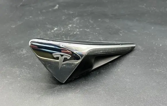Tesla Model X Side fender camera 103434400B A17E0103729