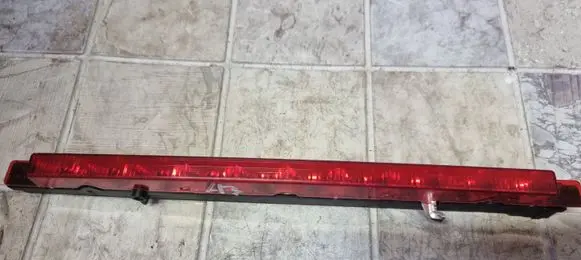 Audi A3 S3 8L Third/center stoplight 8D9945096B
