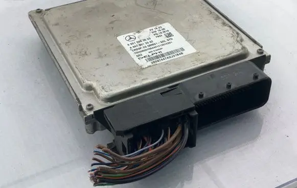 Mercedes-Benz Sprinter W906 Engine control unit/module A6519003603 A6519013302 8859747AXJ