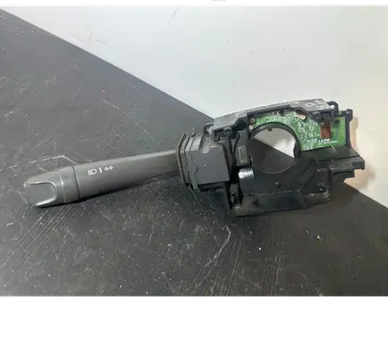 Volvo V70 Indicator stalk 9496805 02W30A
