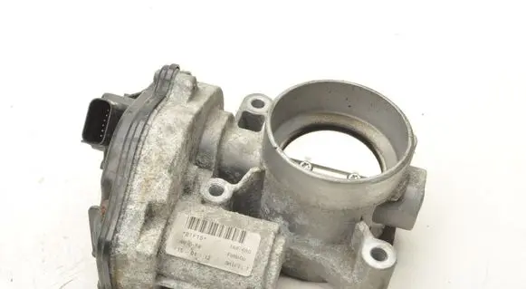 Volvo C30 Electric throttle body valve 4M5GFA