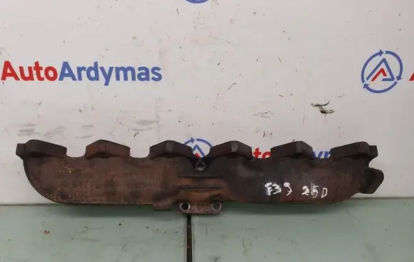 BMW 5 E39 Exhaust manifold 2248166 11622248166 2247585