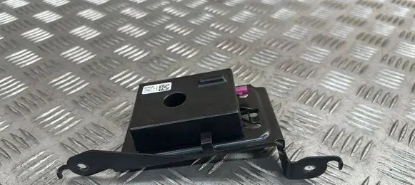 Mini One - Cooper F56 F55 Aerial antenna amplifier 932573502 9325735 21889810