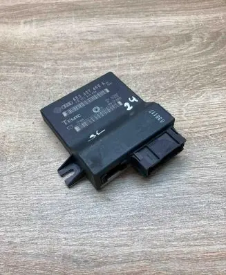 Audi A8 S8 D3 4E Gateway control module 4E0907468A 4E0910468