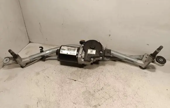 Jaguar XE Front wiper linkage and motor W000060844