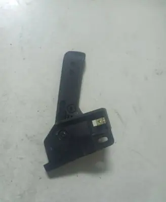 Skoda Octavia Mk2 (1Z) Engine bonnet (hood) release handle 1J1823633