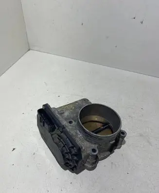 Volvo V50 Throttle valve 8677694 6F090540