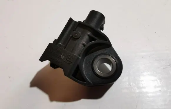 Mercedes-Benz E W213 Airbag deployment crash/impact sensor A2139051300