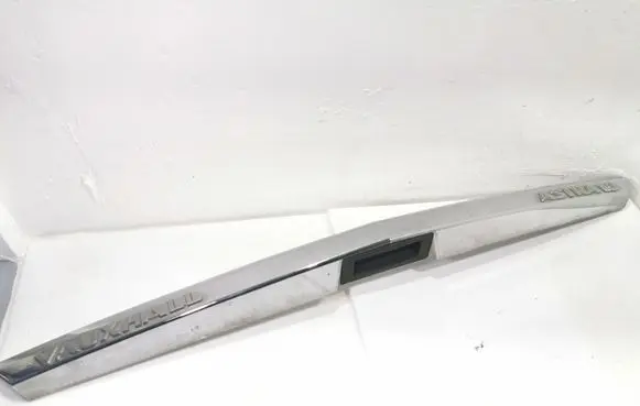 Opel Astra H Tailgate trim 461088395