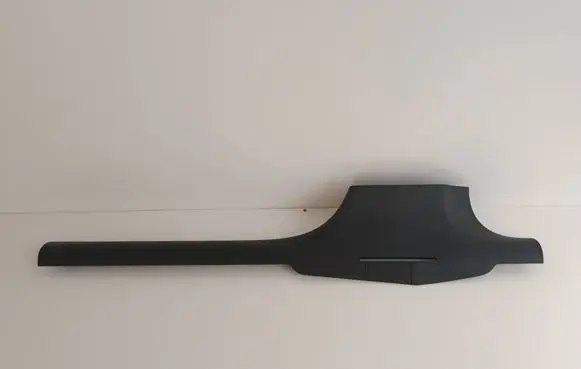 (B) pillar trim (bottom)