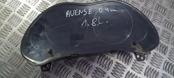 Toyota Avensis T250 Speedometer (instrument cluster) 8380005550k