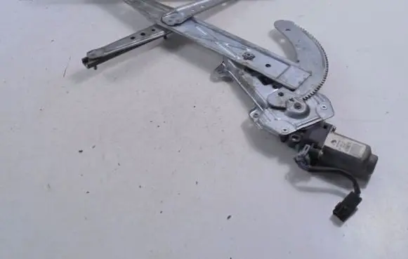 Nissan Micra Front door window regulator with motor 400666T6