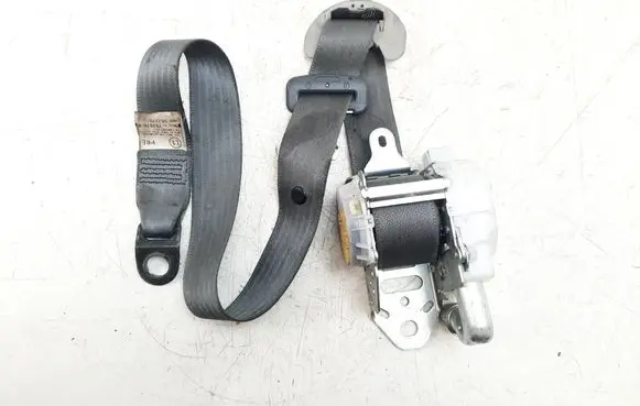 Toyota Prius (XW30) Front seatbelt 7S2070P