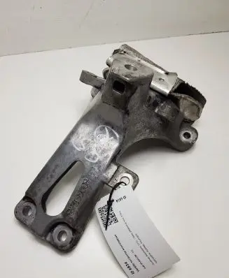 Audi Q5 SQ5 Engine mounting bracket 8K0199308BJ